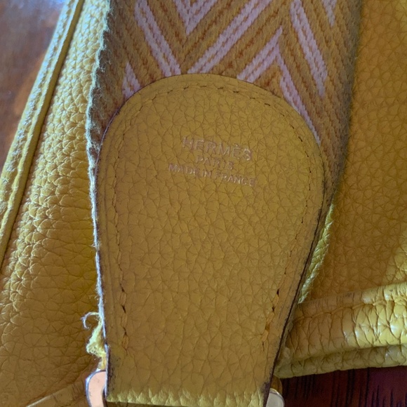 HERMES VINTAGE EVELYNE GM CROSSBODY BAG - Picture 4 of 16